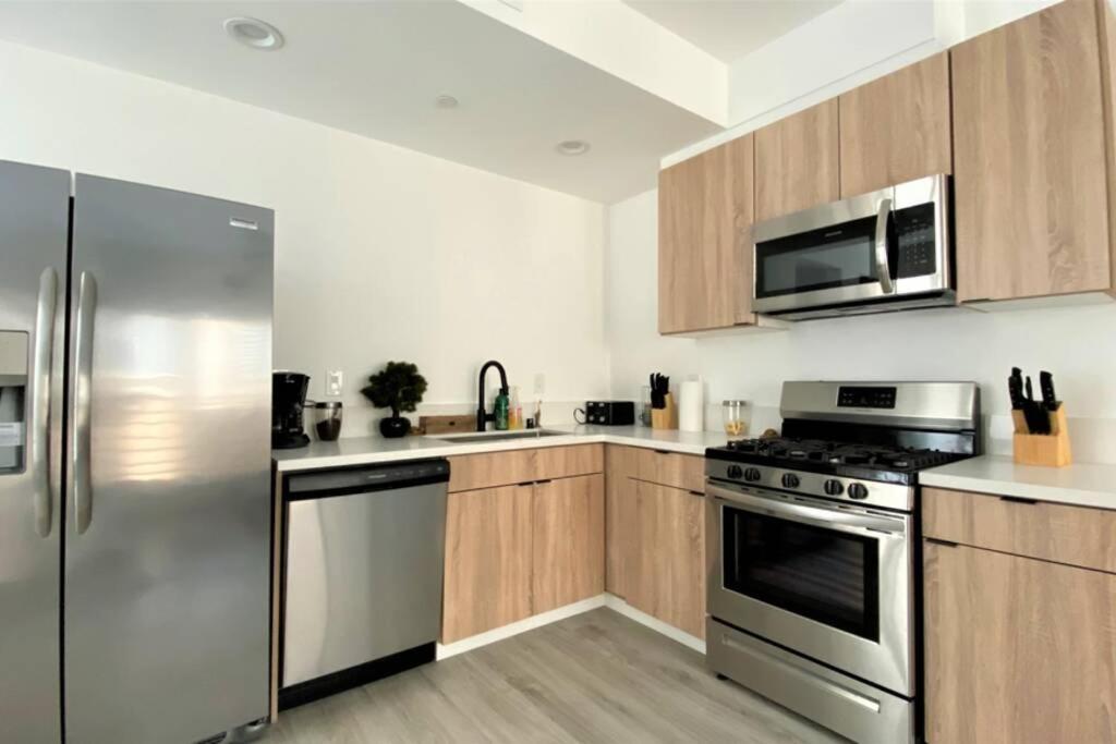 3Bd/3Ba Modern Hollywood Townhouse With Private Rooftop Villa Los Angeles Bagian luar foto