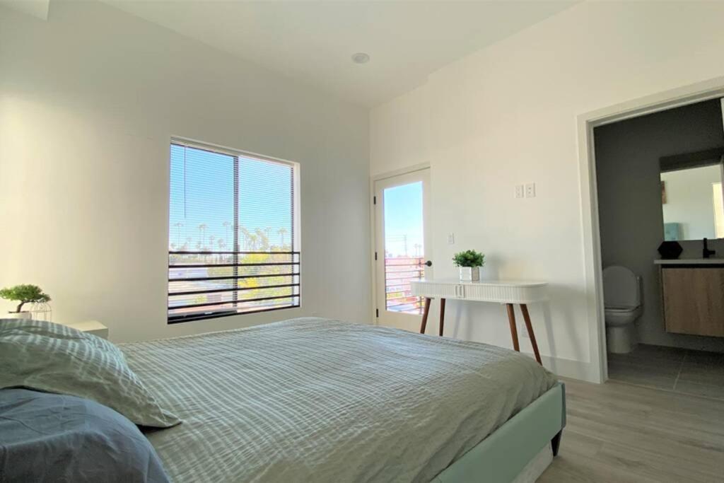 3Bd/3Ba Modern Hollywood Townhouse With Private Rooftop Villa Los Angeles Bagian luar foto